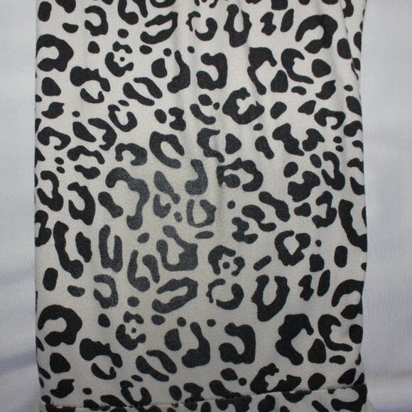 Girls Cheetah Print Flare Leg Pants 22 X 29 Missing Tag - Picture 3 of 8